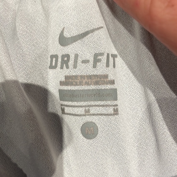 Nike shorts - Picture 3 of 3